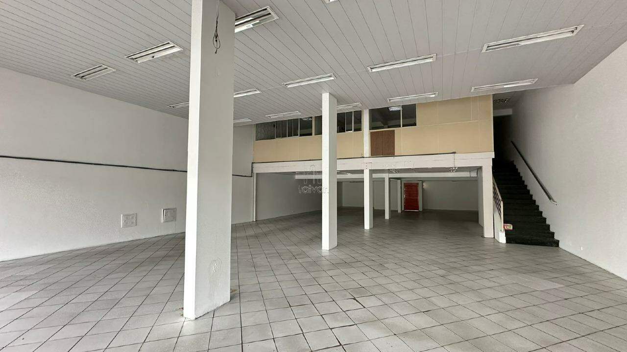 Sala Comercial para aluguel no Centro: 