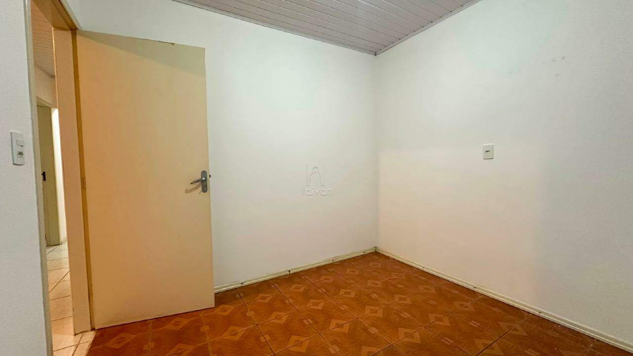 Casa para aluguel no Tifa Martins: 