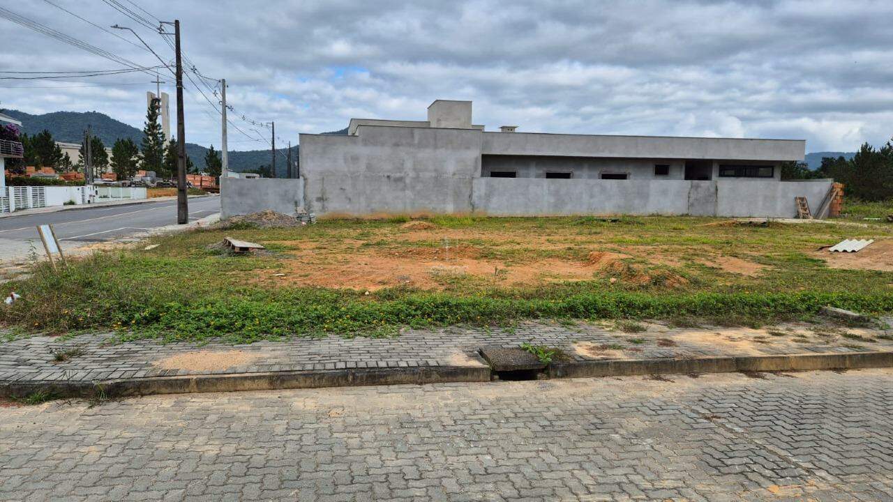 Terreno para aluguel no Centro: 