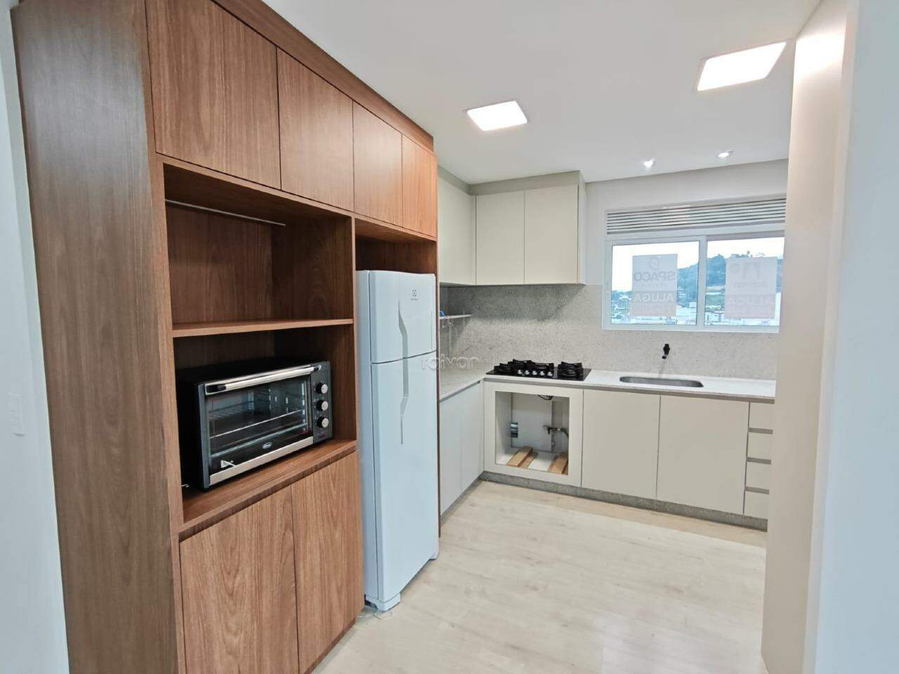 Apartamento para aluguel no Centro: 
