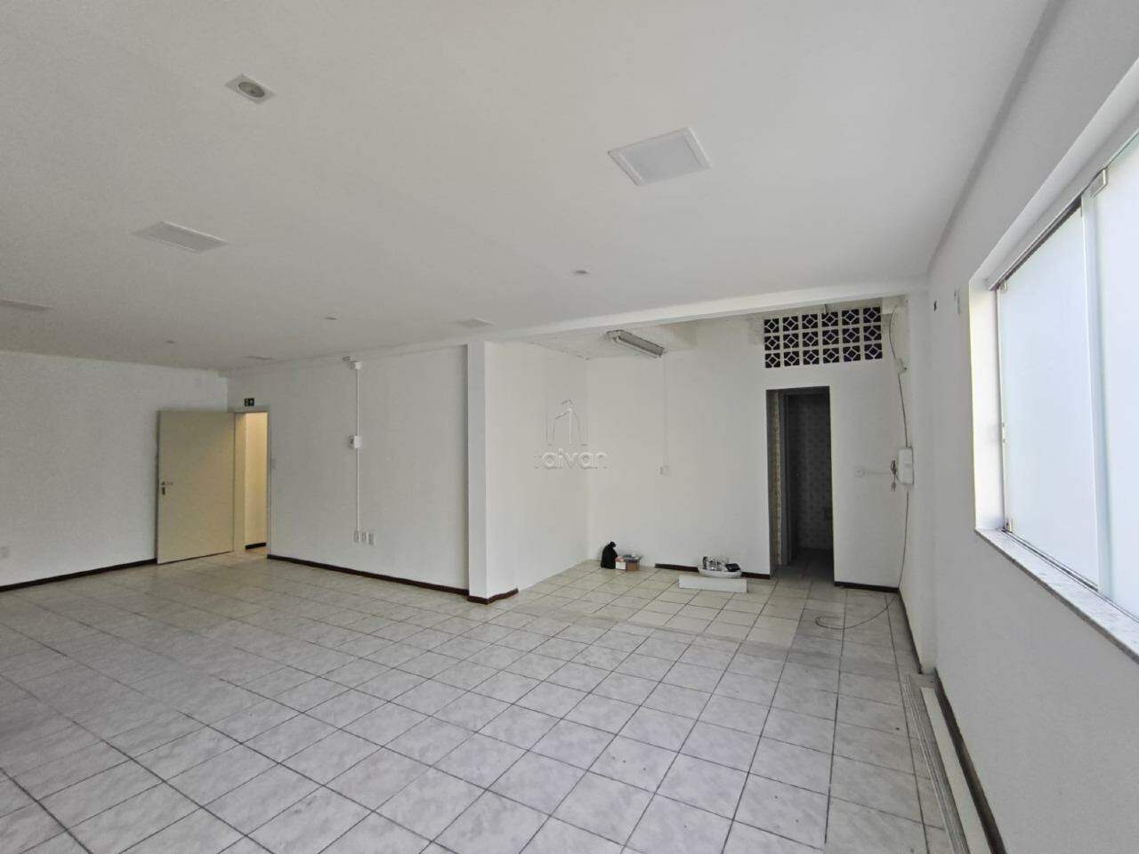 Sala Comercial para aluguel no Centro: 