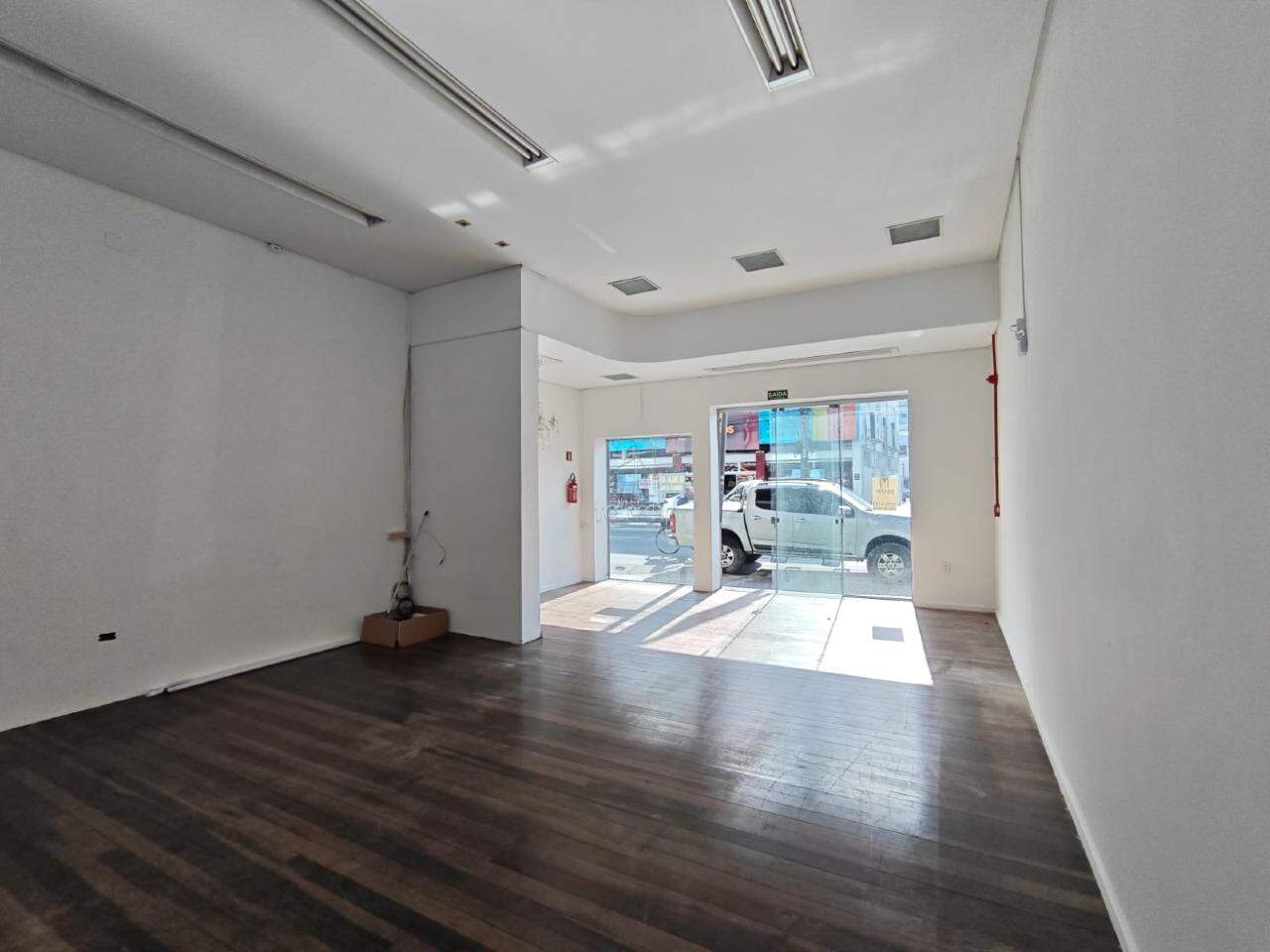 Sala Comercial para aluguel no Centro: 