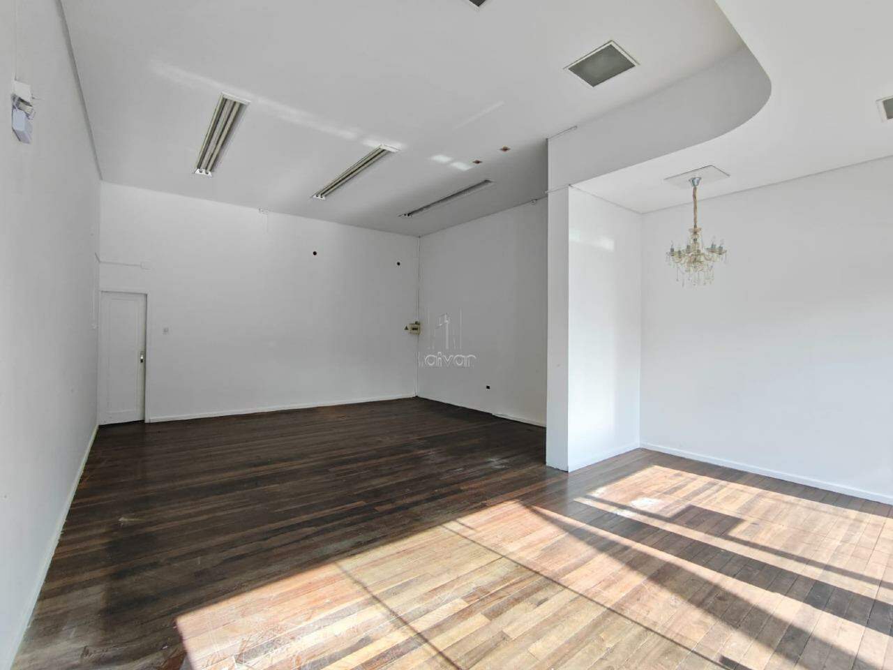 Sala Comercial para aluguel no Centro: 