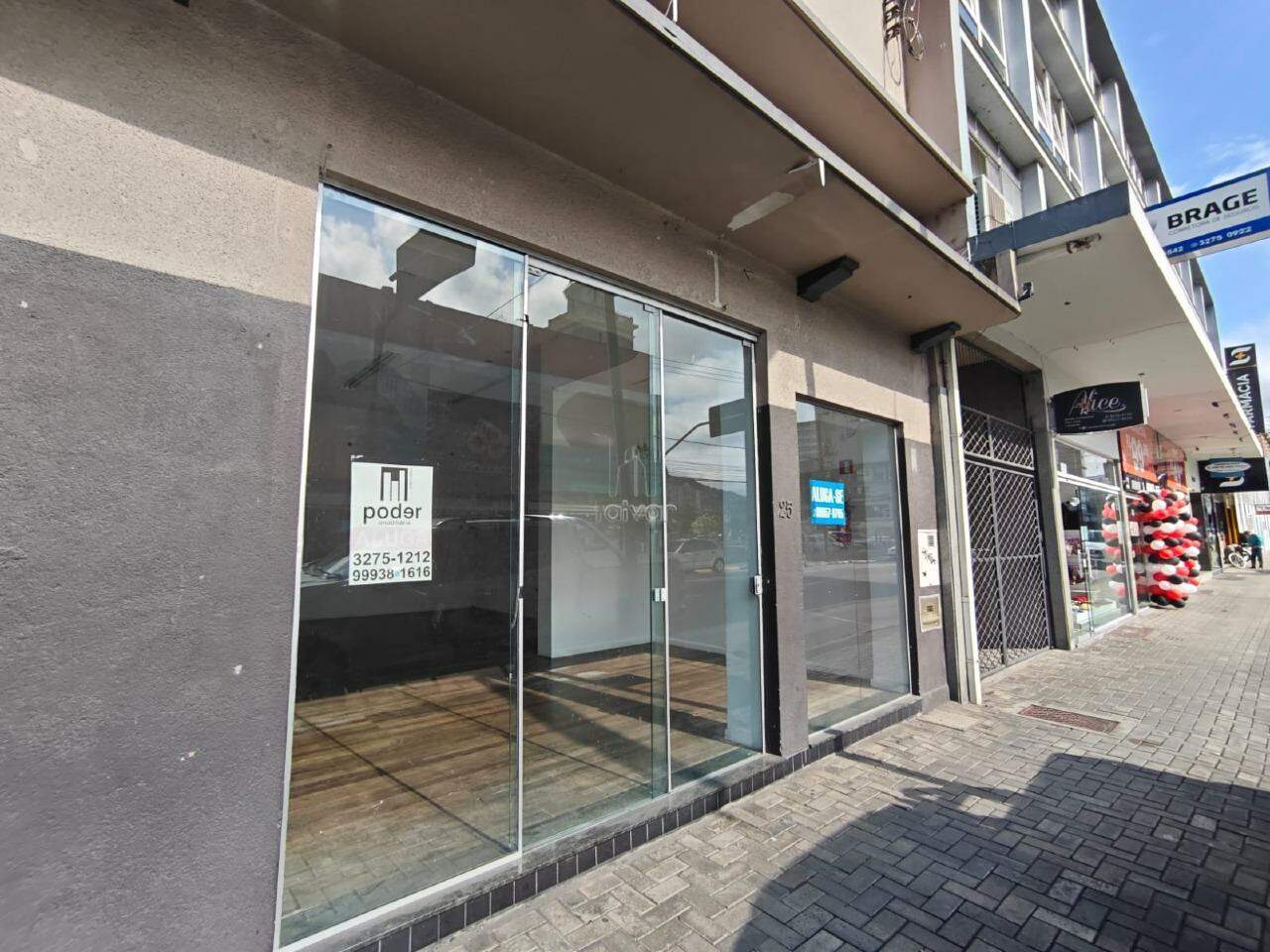 Sala Comercial para aluguel no Centro: 