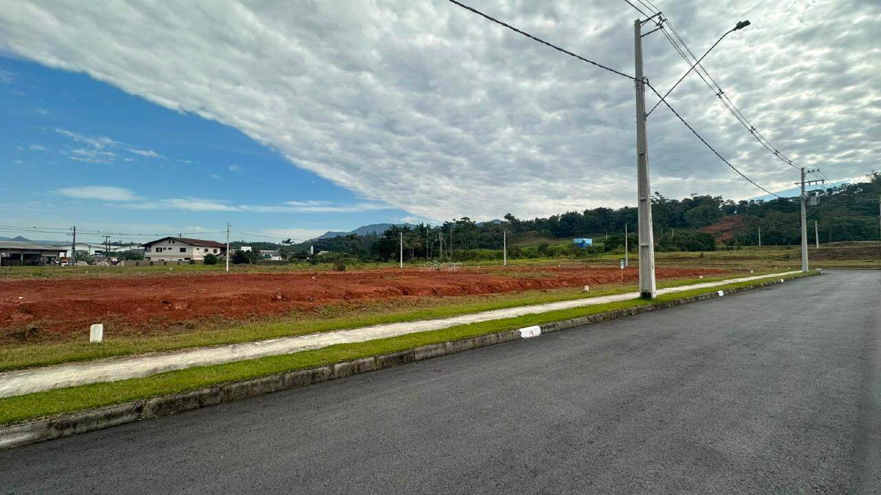 Terreno à venda no Três Rios do Norte: 