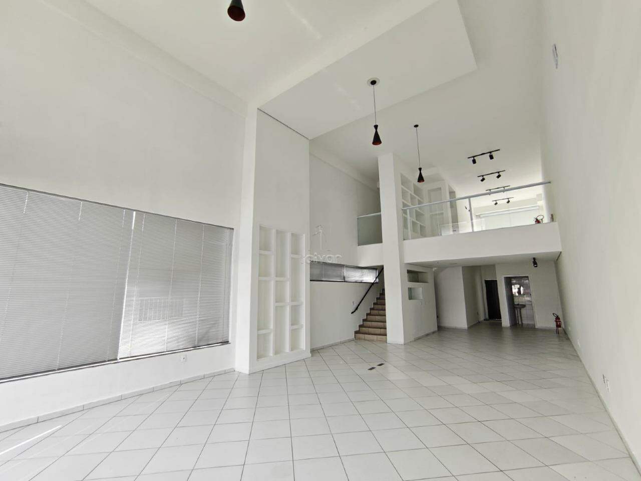 Sala Comercial para aluguel no Centro: 