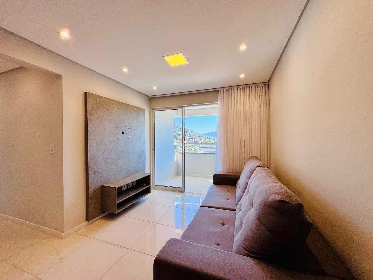 Apartamento à venda no Barra do Rio Molha: 