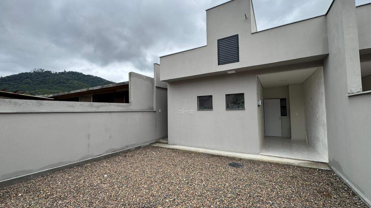 Geminado à venda no 	Rio Hern: 