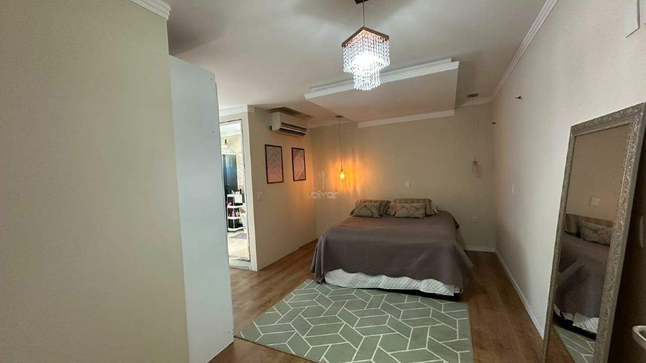 Casa à venda no Ilha Da Figueira: 
