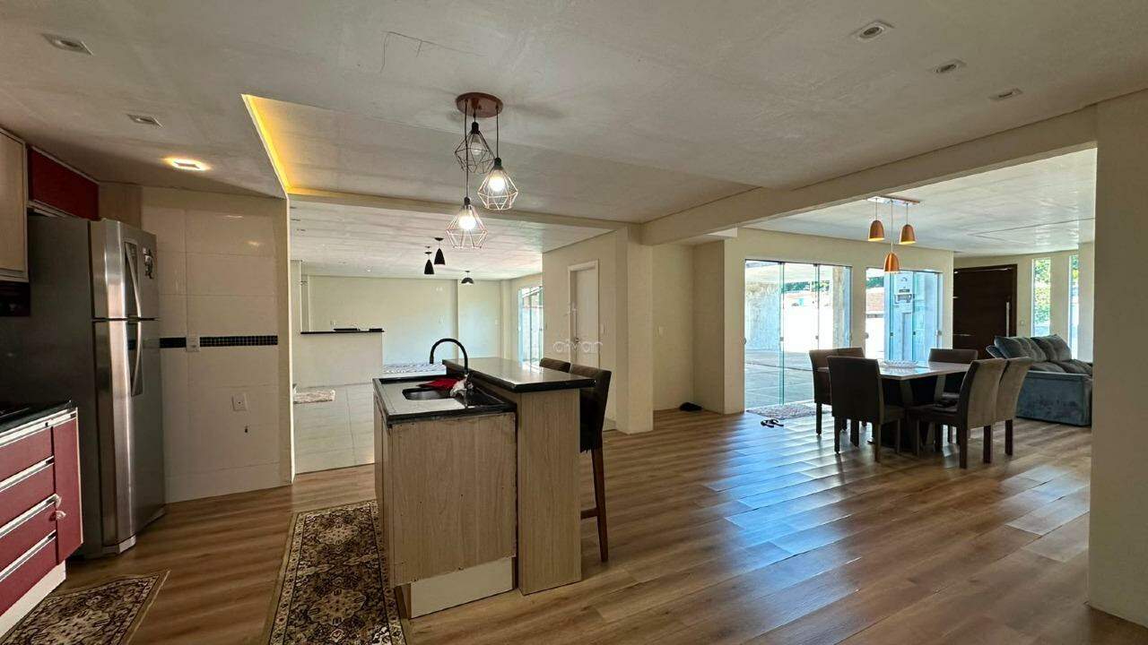Casa à venda no Ilha Da Figueira: 