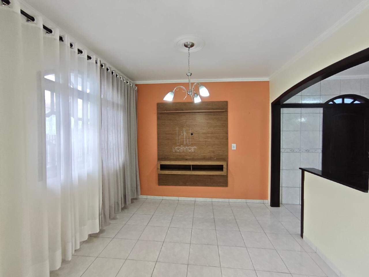 Casa para aluguel no Estrada Nova: 