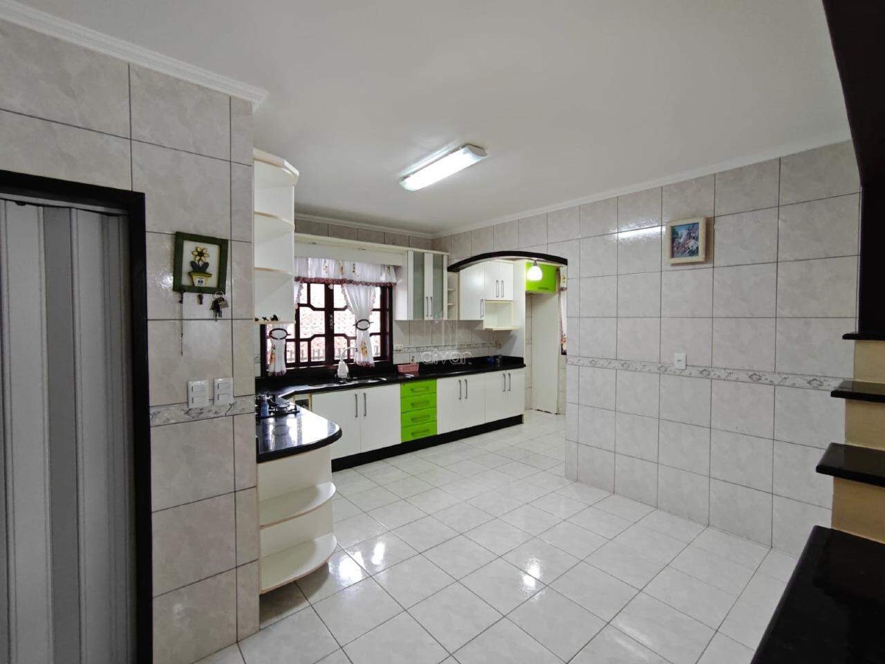Casa para aluguel no Estrada Nova: 