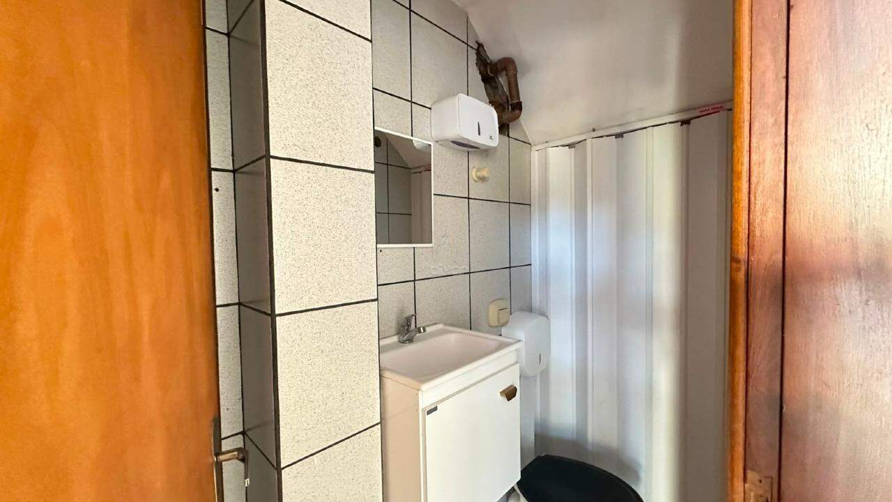 Sala Comercial para aluguel no Centro: 