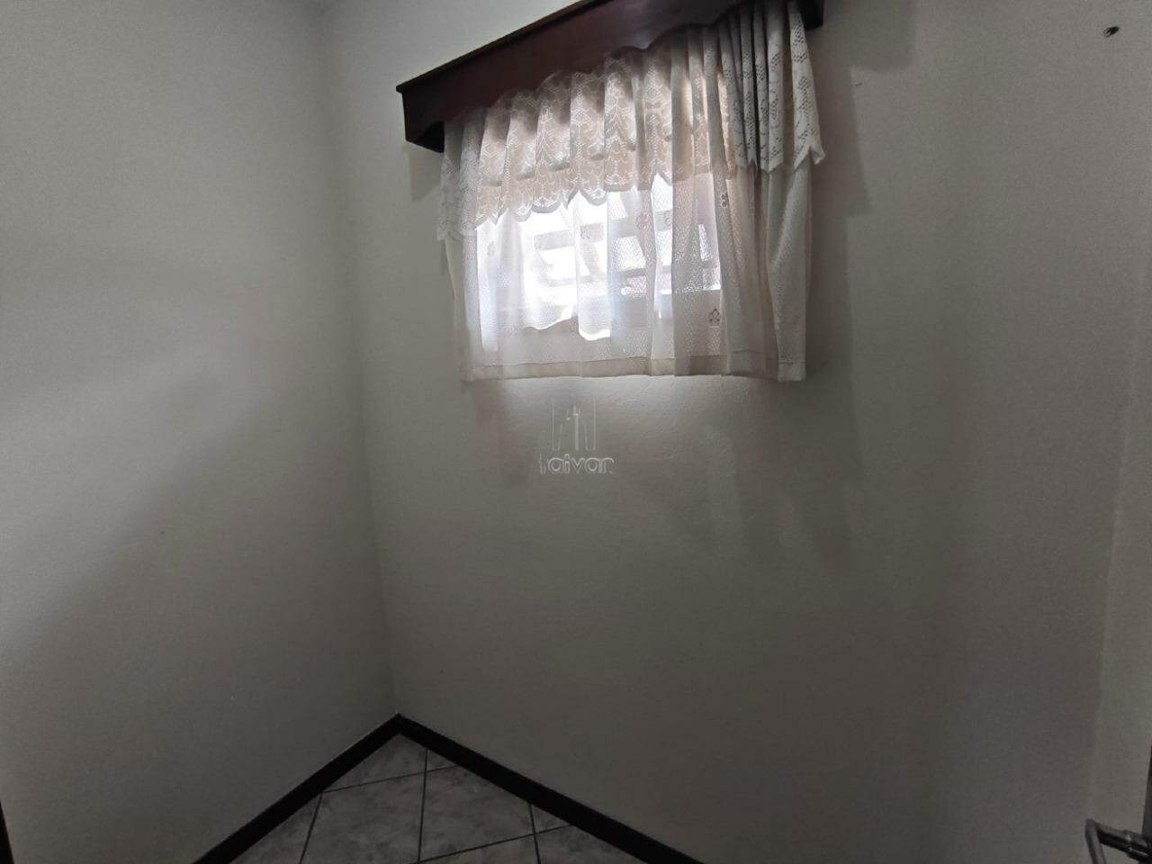 Casa para aluguel no Amizade: 