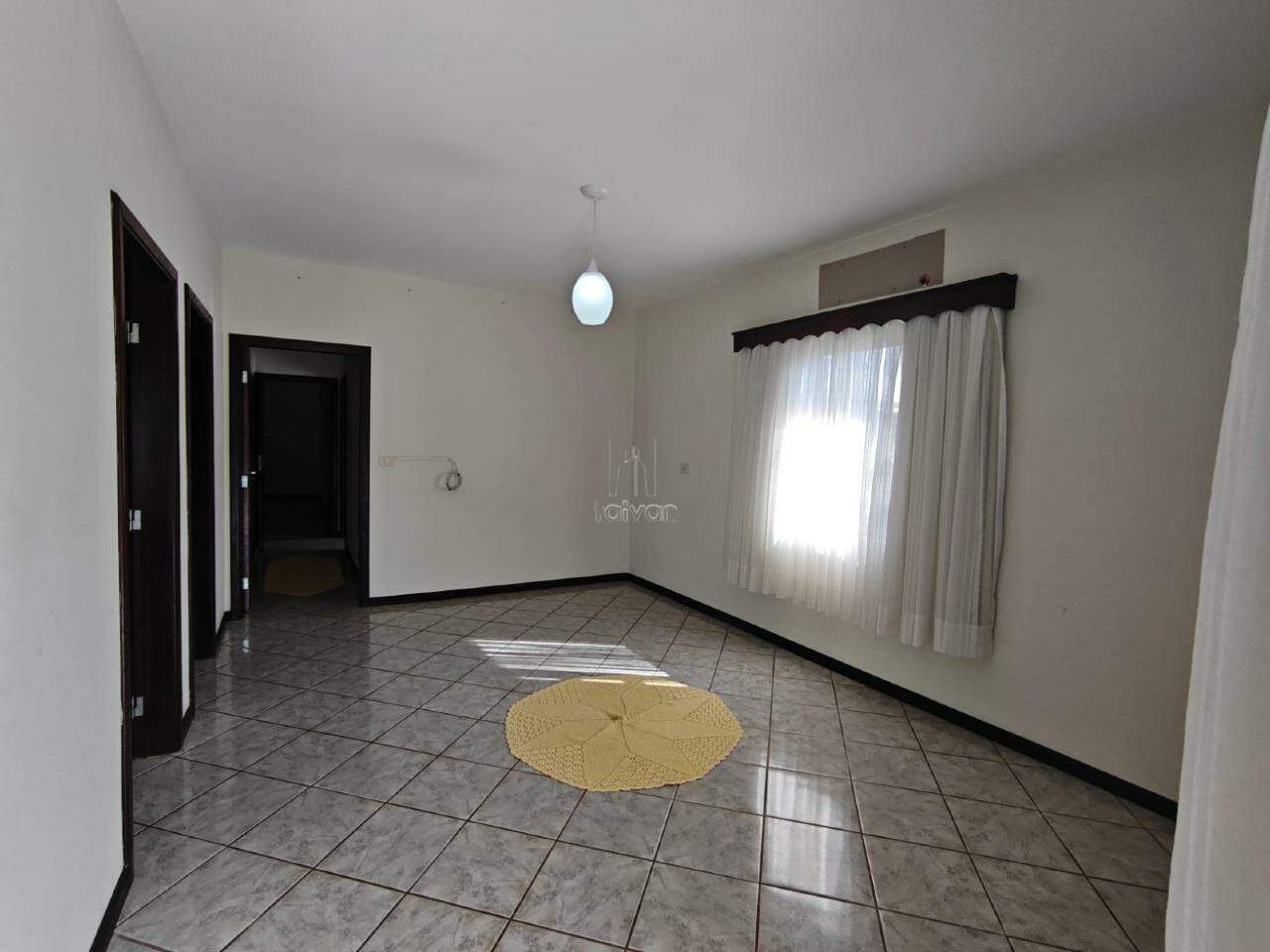 Casa para aluguel no Amizade: 