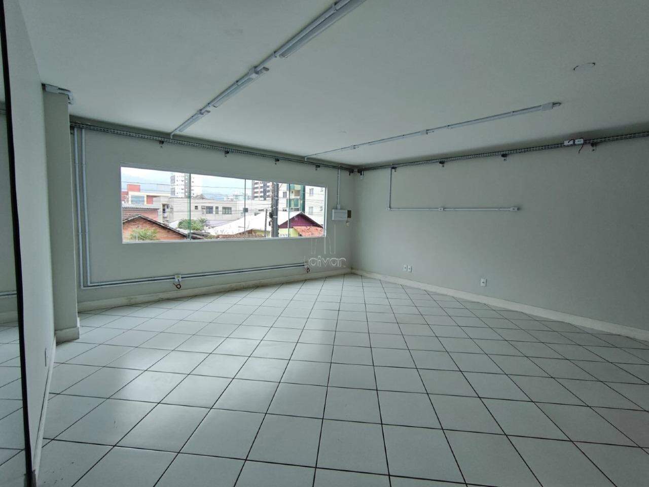 Sala Comercial para aluguel no Centro: 
