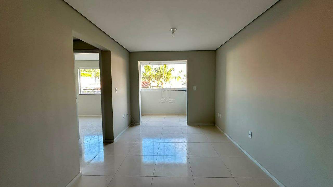 Apartamento à venda no Rau: 