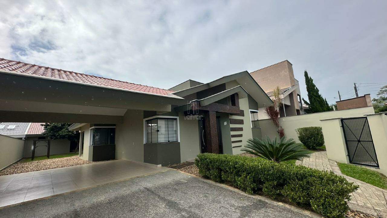 Casa à venda no Jaraguá 99: 