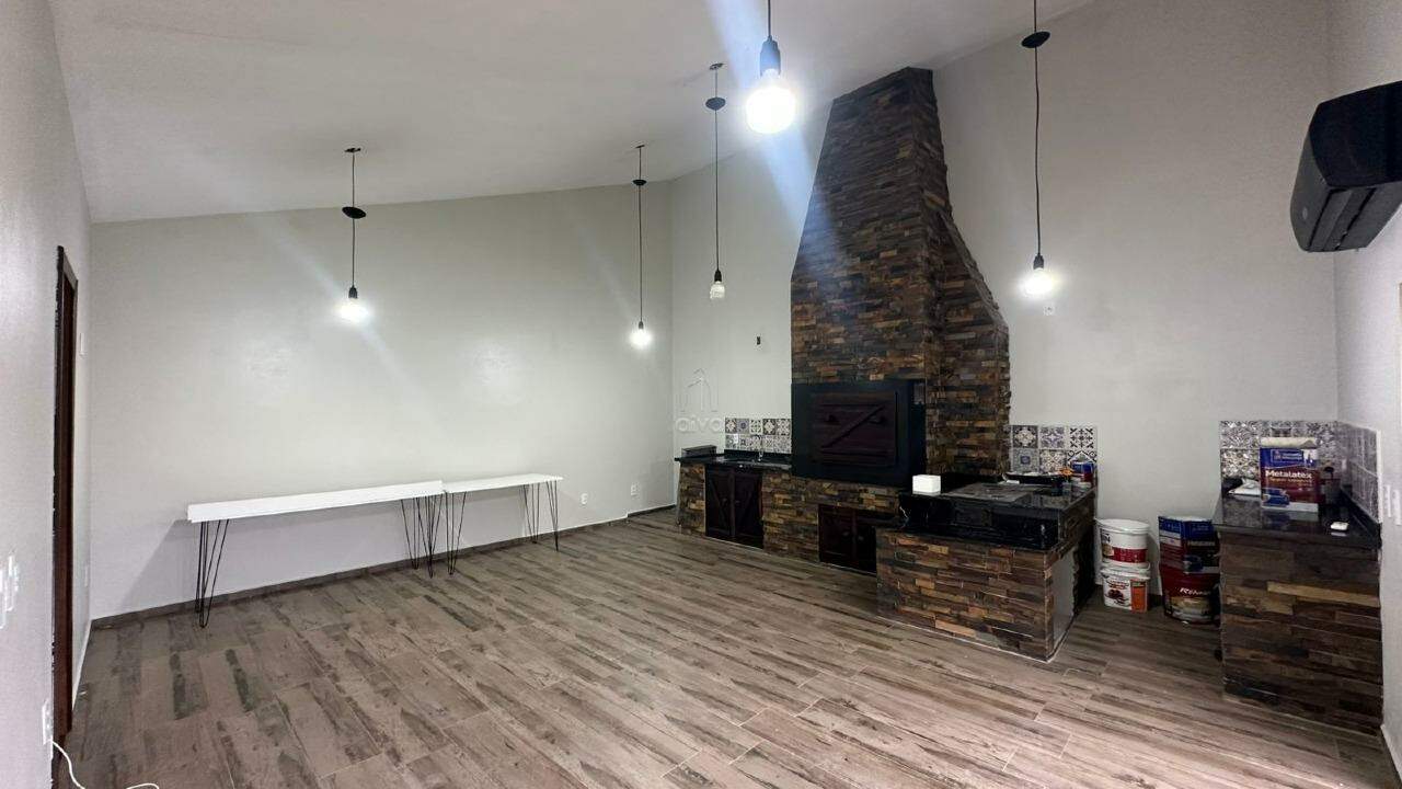 Casa à venda no Jaraguá 99: 