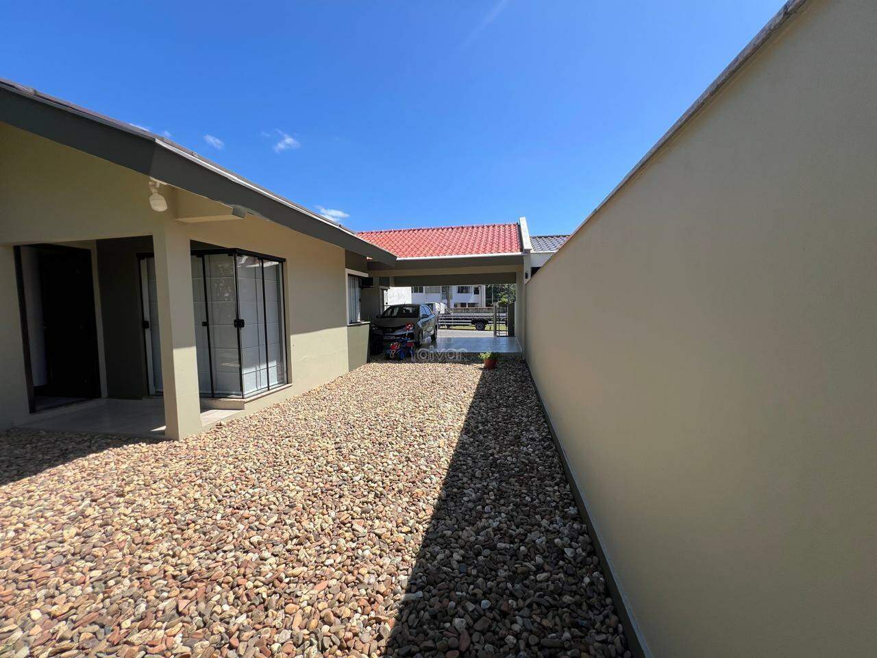 Casa à venda no Jaraguá 99: 