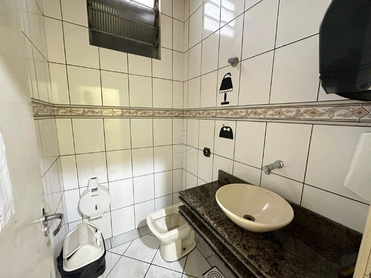 Sala Comercial para aluguel no Centro: 