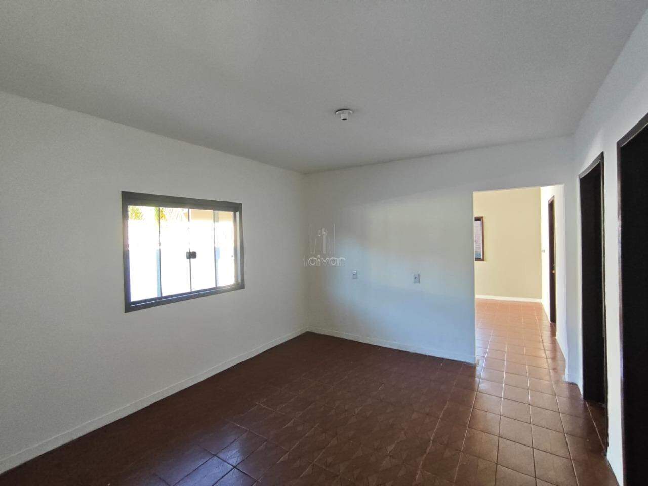 Casa para aluguel no Estrada Nova: 