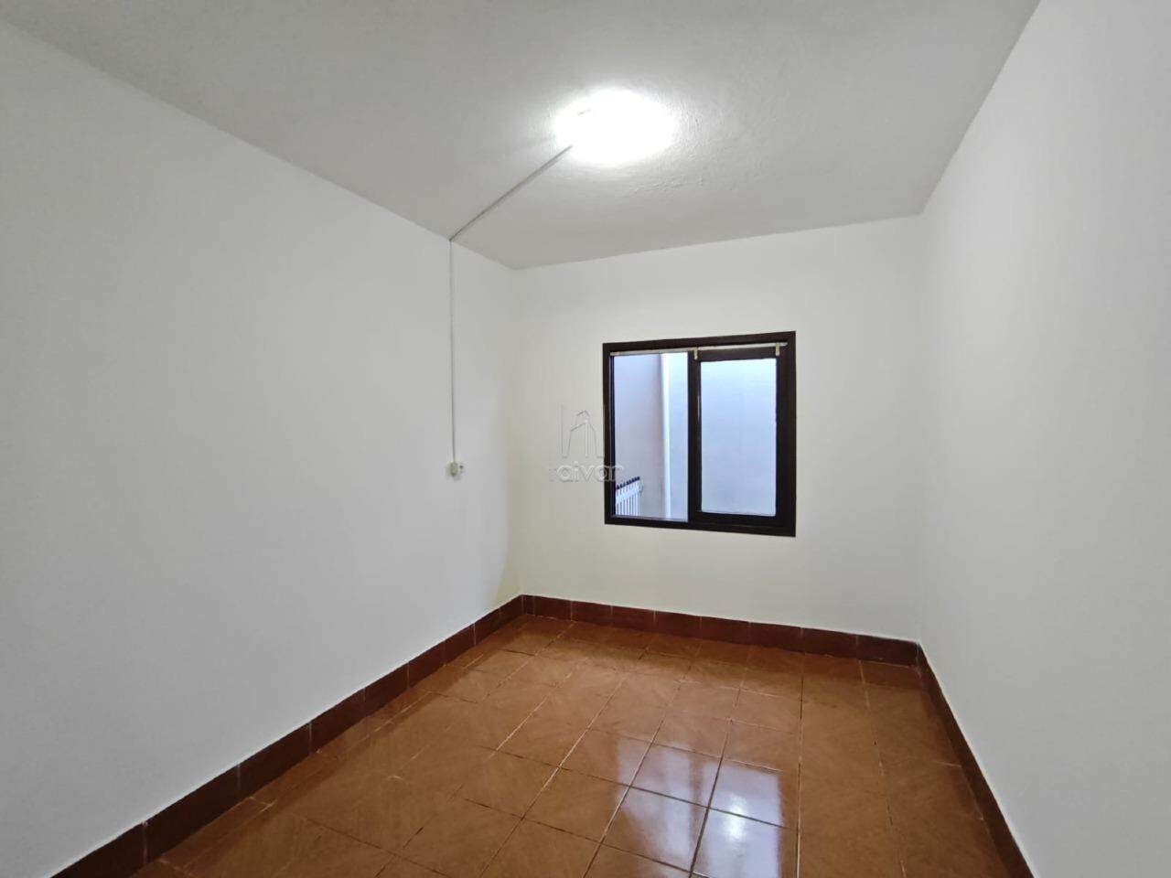 Casa para aluguel no Estrada Nova: 