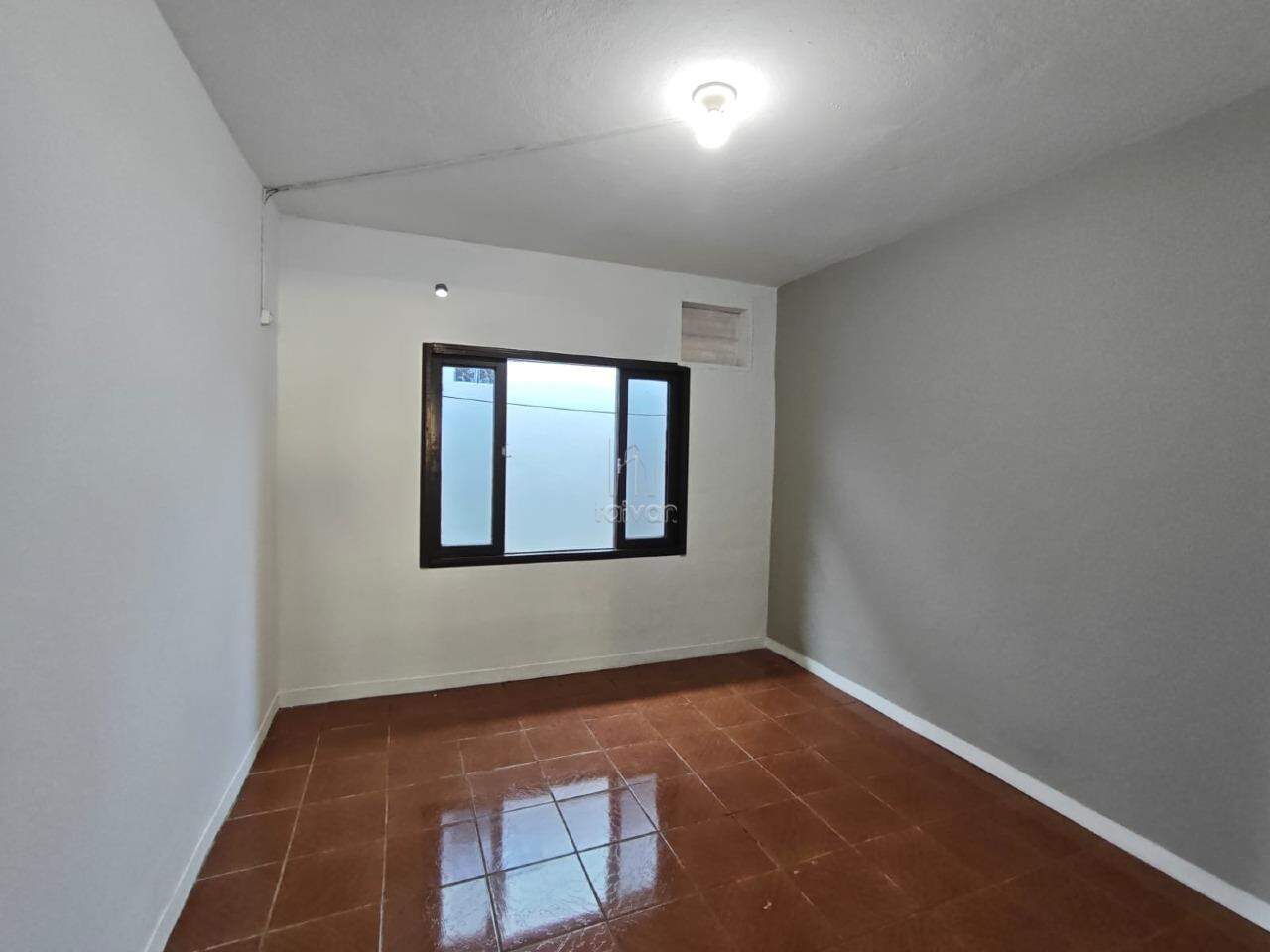 Casa para aluguel no Estrada Nova: 
