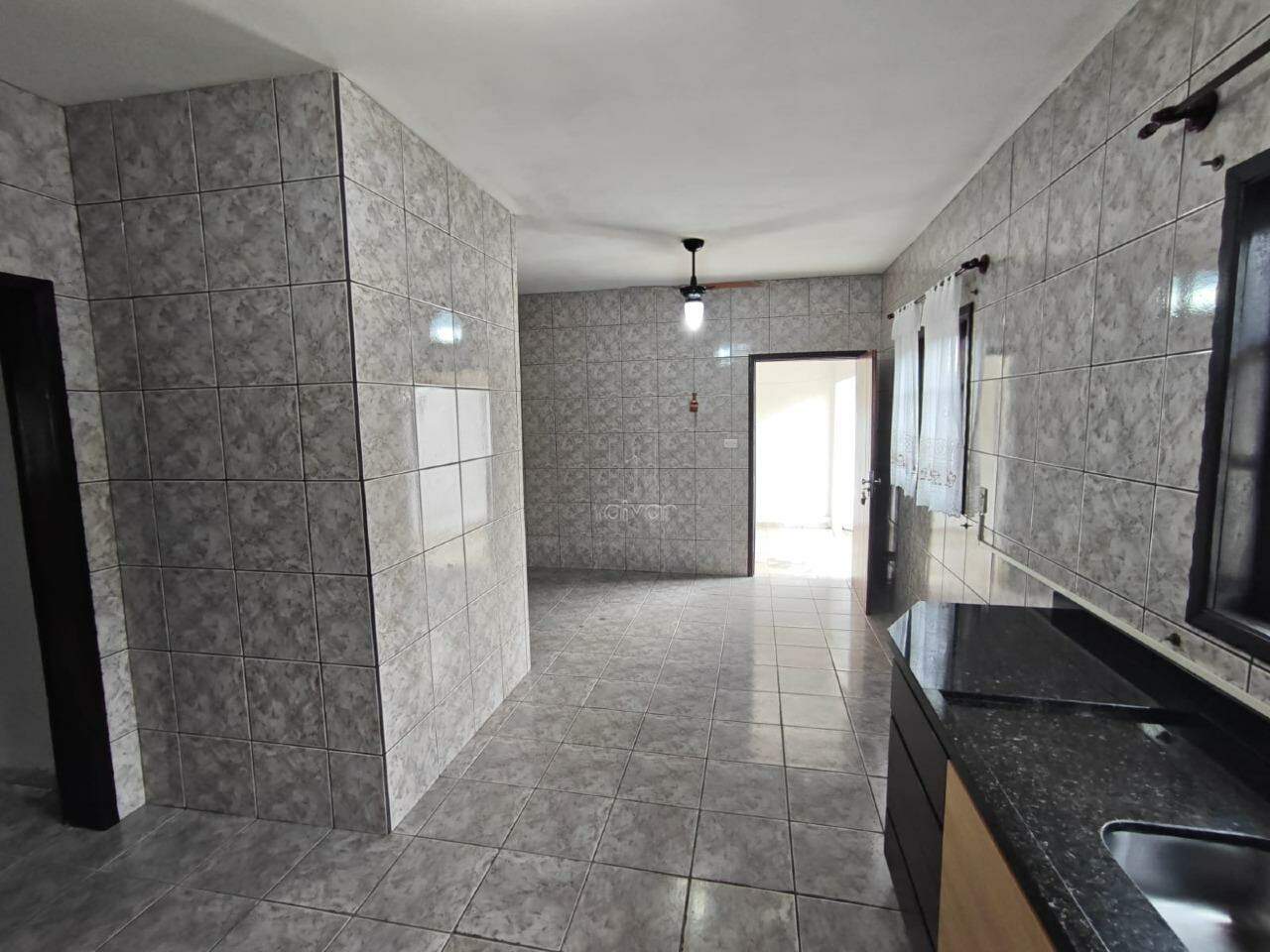 Casa para aluguel no Nereu Ramos: 