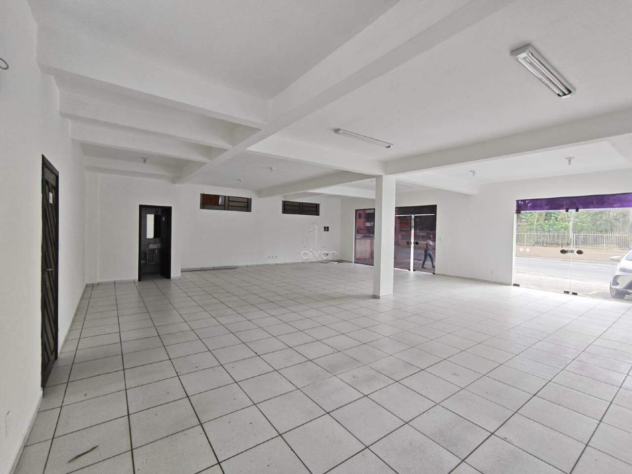 Sala Comercial para aluguel no Água Verde: 