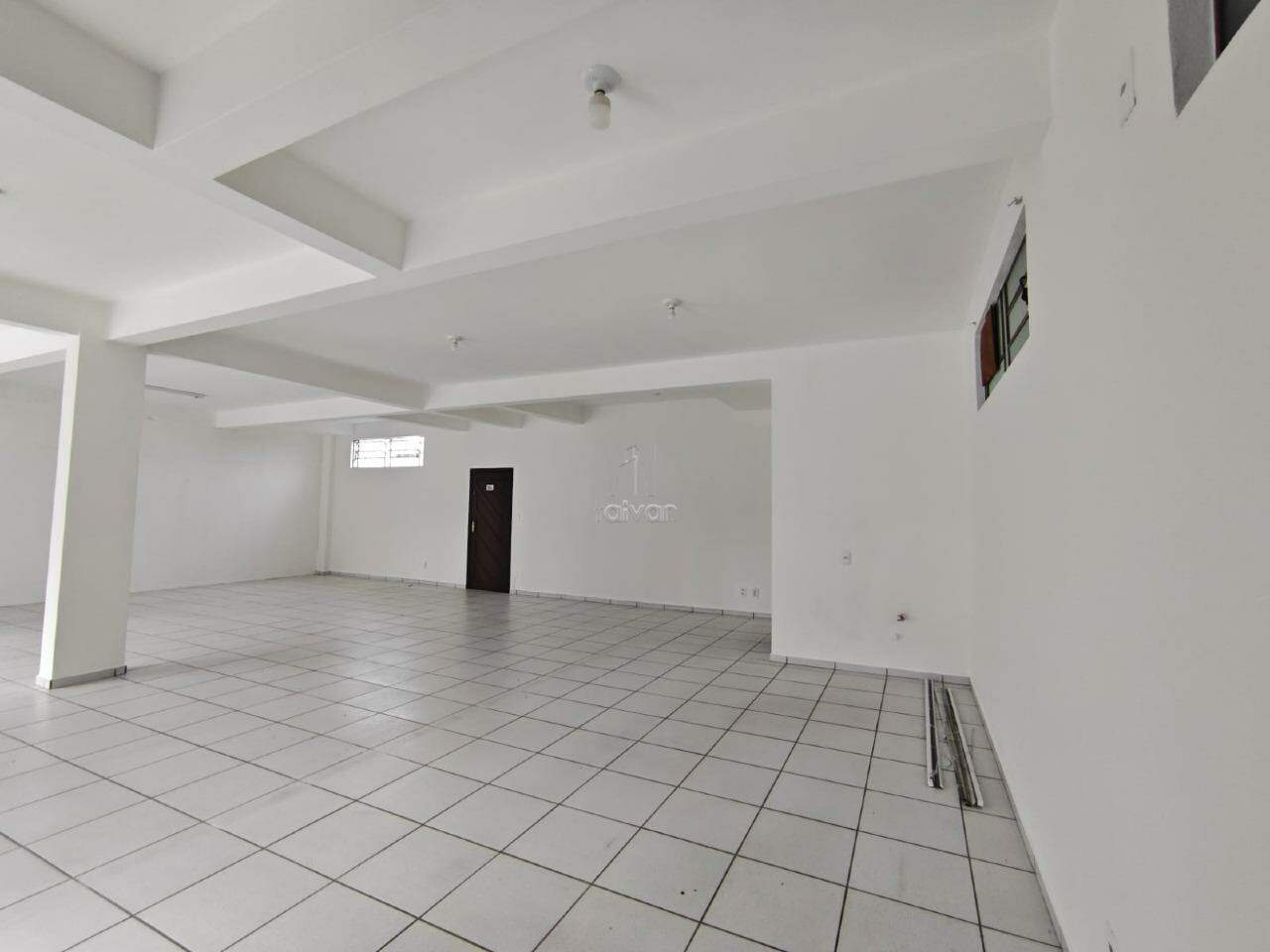 Sala Comercial para aluguel no Água Verde: 