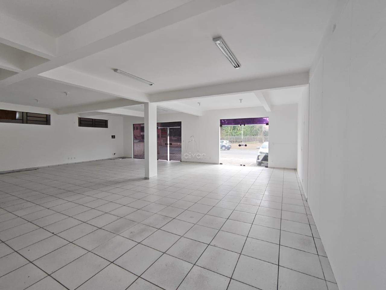 Sala Comercial para aluguel no Água Verde: 