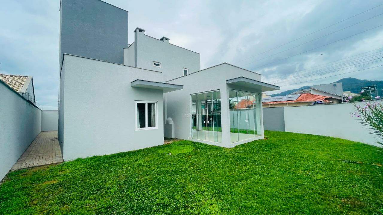 Casa à venda no Jaraguá Esquerdo: 