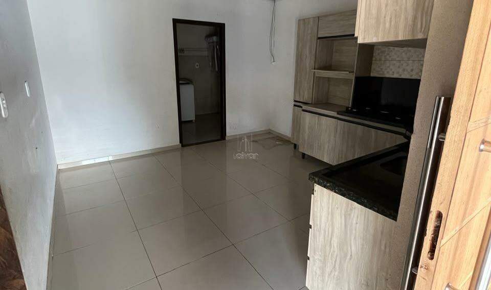 Casa à venda no Jaraguá 99: 