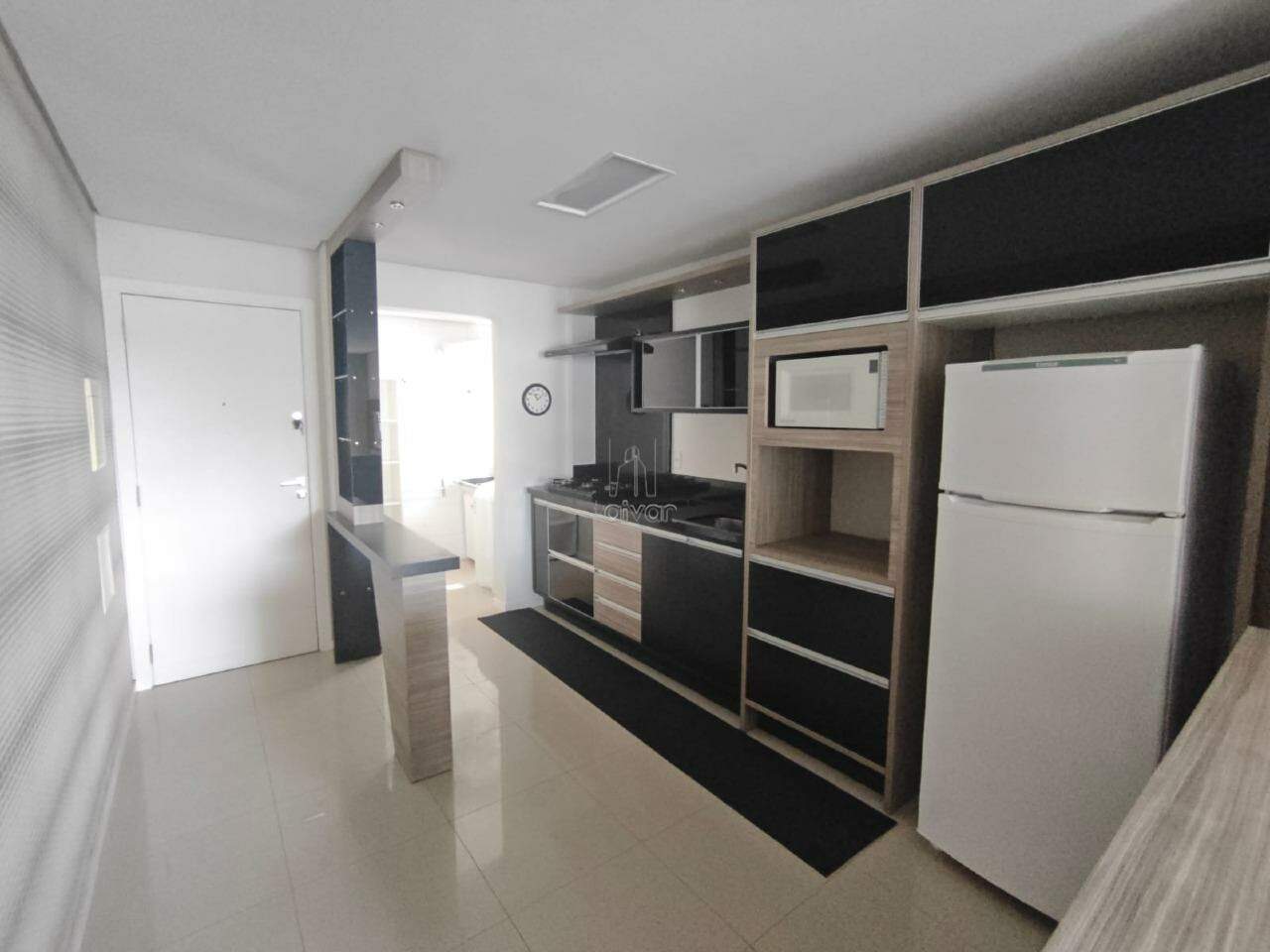 Apartamento para aluguel no Centro: 