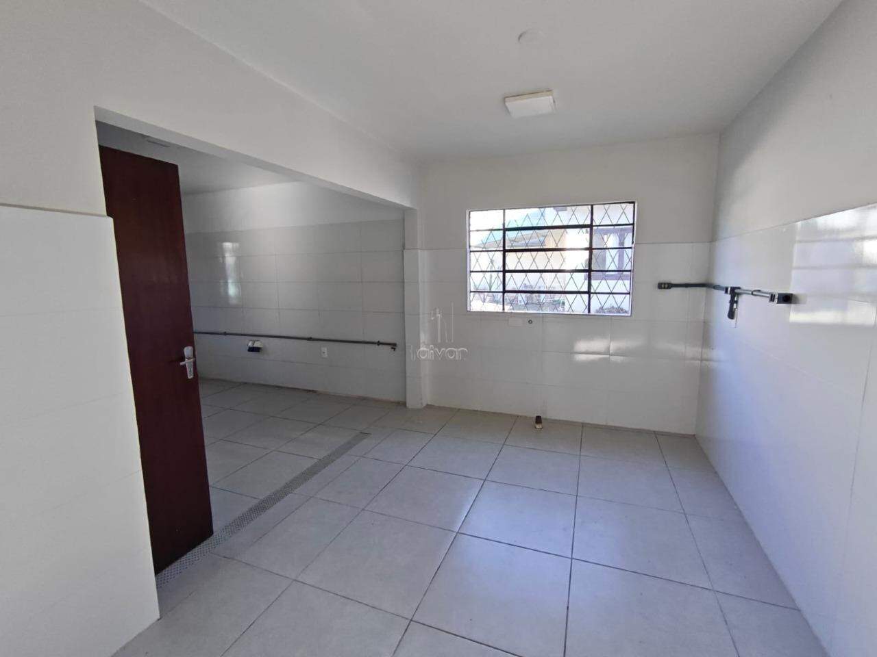 Casa para aluguel no Centro: 