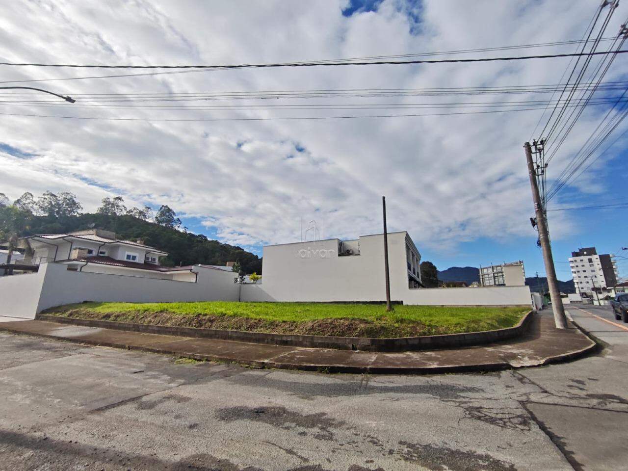 Terreno para aluguel no Amizade: 