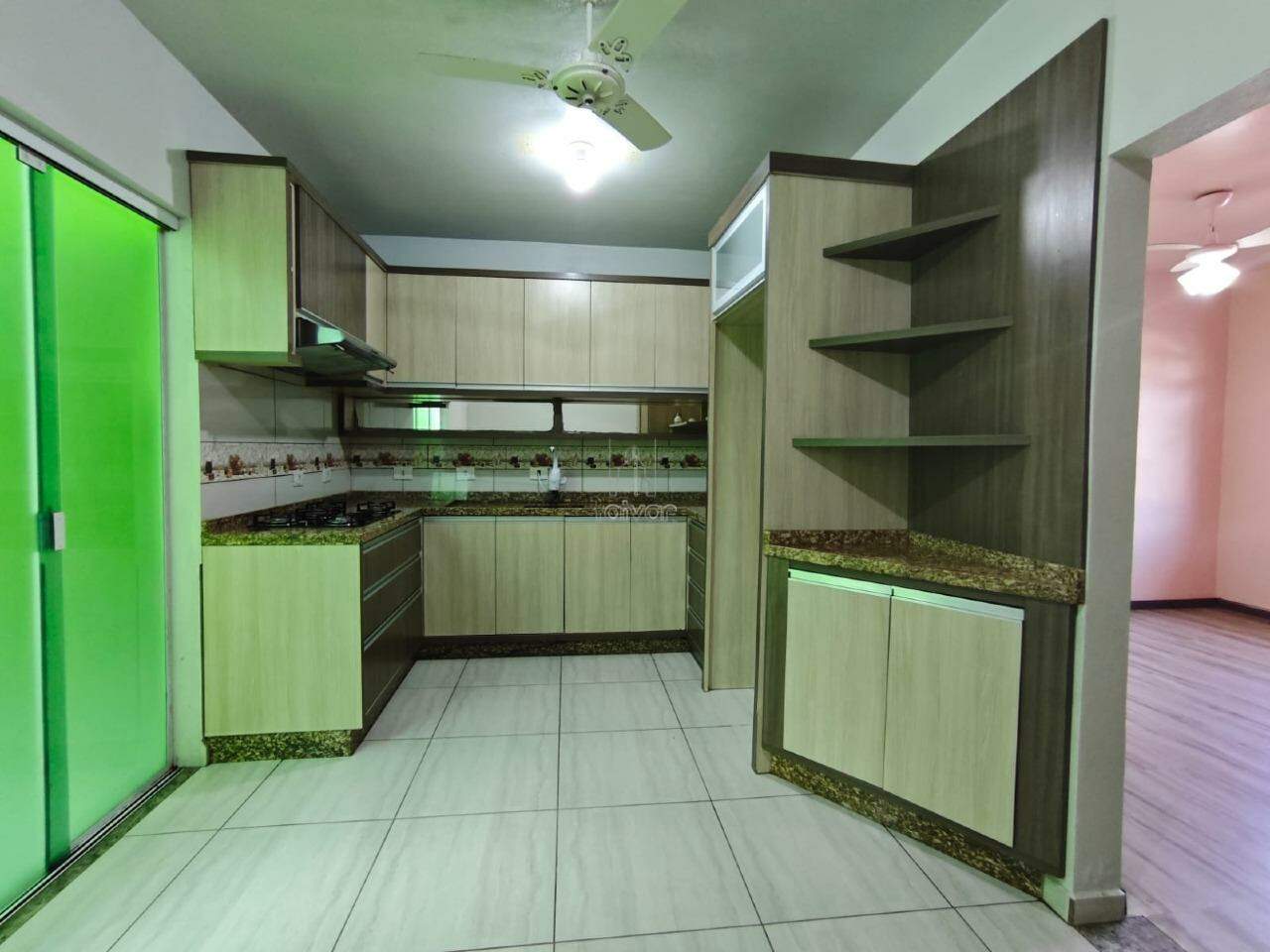 Casa para aluguel no Tifa Martins: 