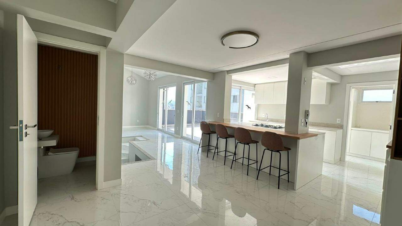 Apartamento para aluguel no Centro: 