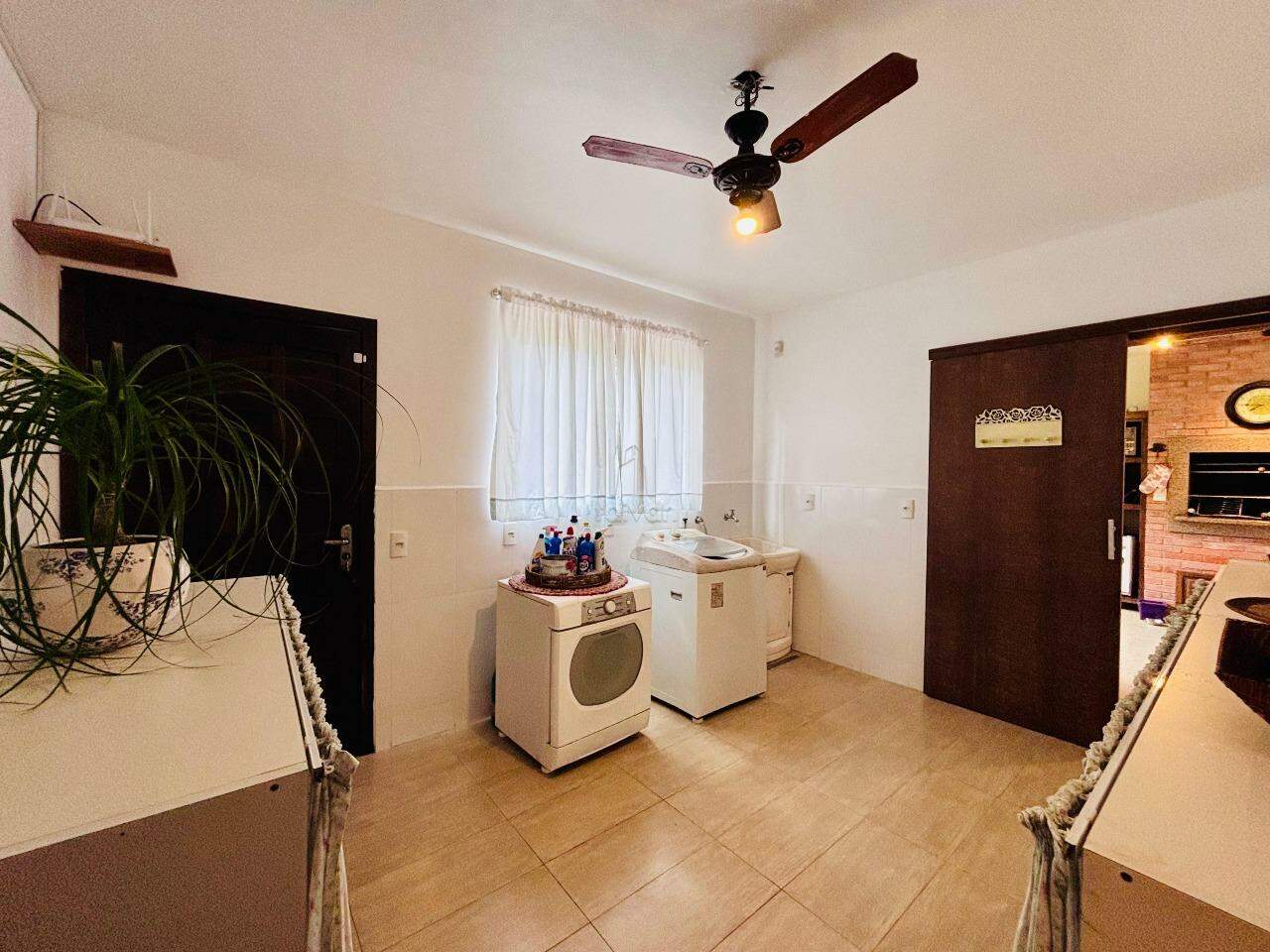 Casa à venda no Czerniewicz: 
