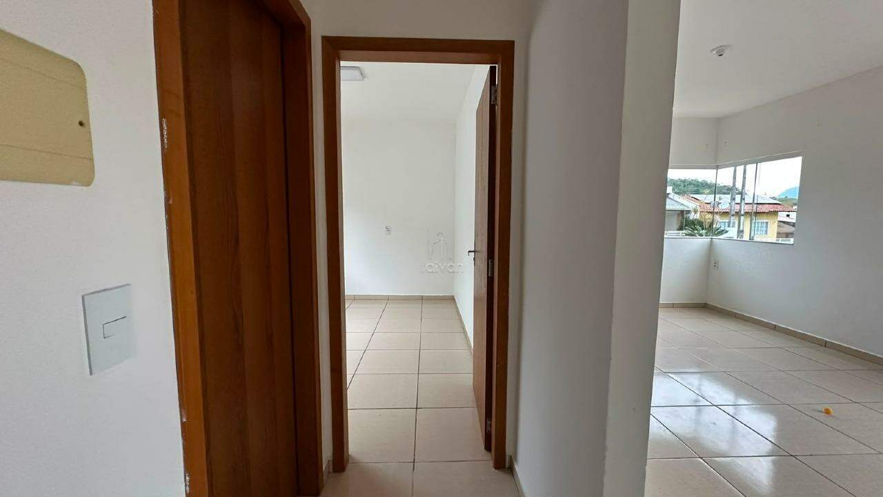 Casa à venda no Três Rios do Norte: 
