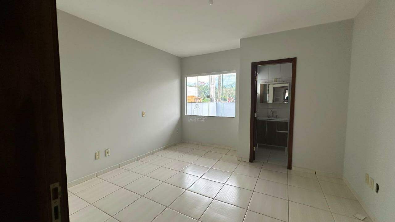 Casa à venda no Amizade: 