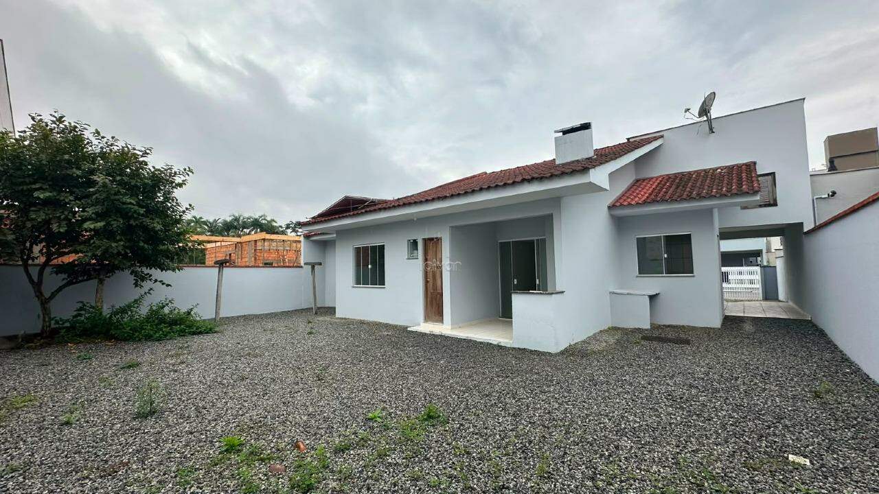 Casa à venda no Amizade: 