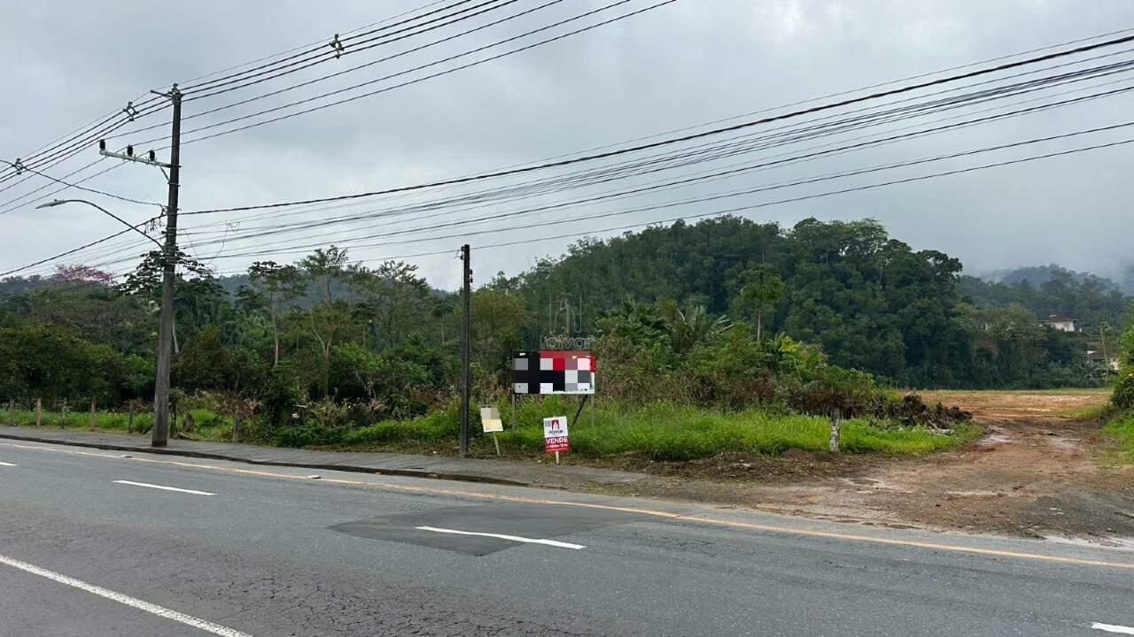 Terreno à venda no Amizade: 