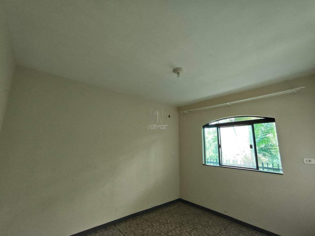 Casa para aluguel no Vila Lenzi: 