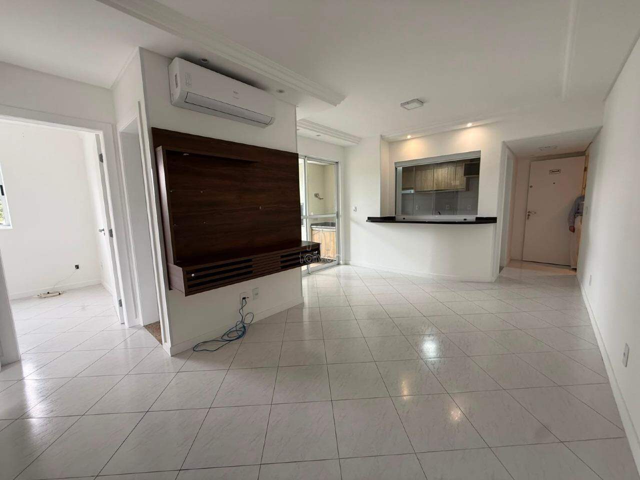 Apartamento para aluguel no Czerniewicz: 
