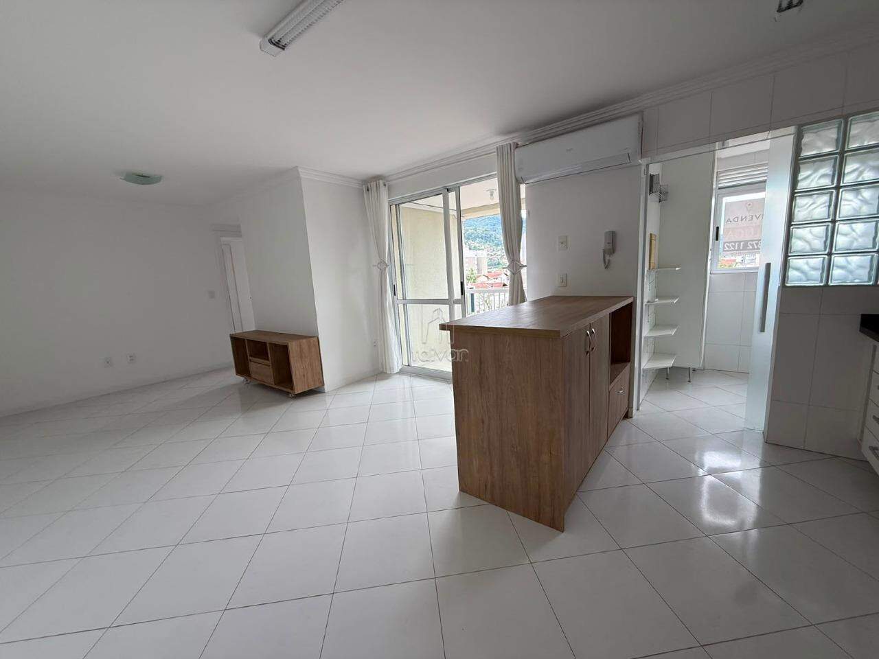 Apartamento para aluguel no Czerniewicz: 