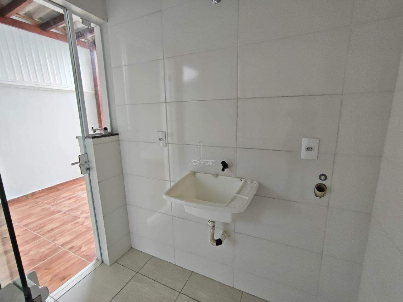 Apartamento para aluguel no Vila Lenzi: 