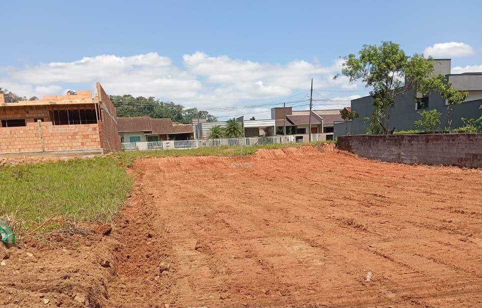 Terreno à venda no Amizade: 