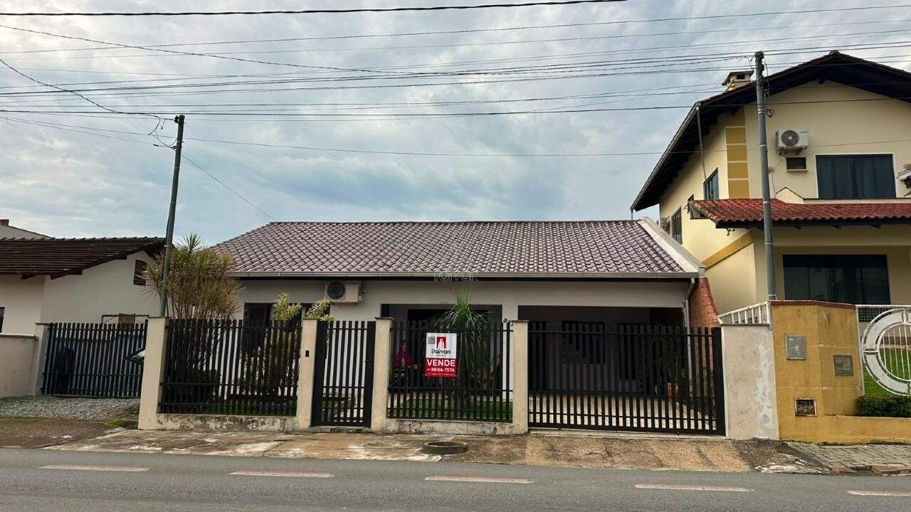 Casa à venda no São Luis: 